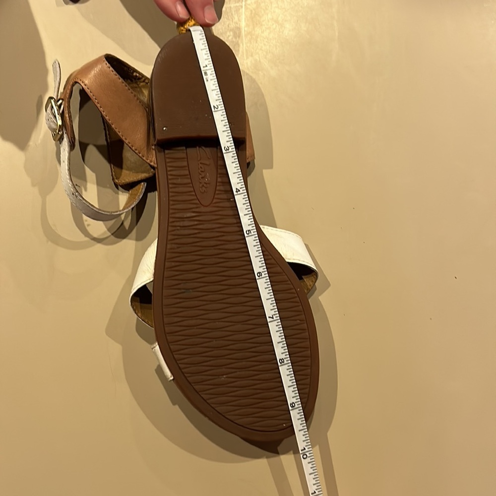 Clarks Sandals - Picture 9 of 10